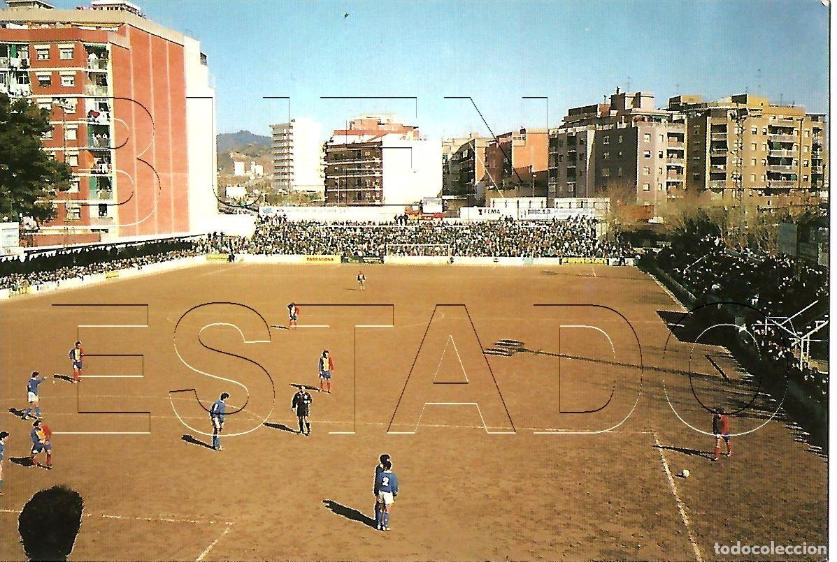 Coleccionismo deportivo: SANTA COLOMA DE GRAMANET MUNICIPAL DEL FONDO UD AT GRAMANET ESTADIO FUTBOL POSTAL ANTIGUA J1