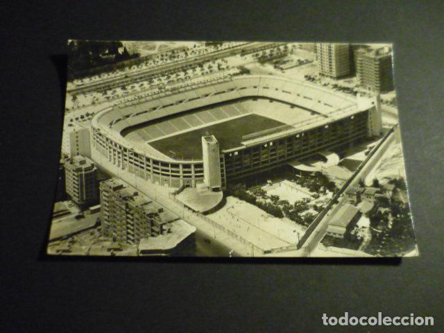 Coleccionismo deportivo: MADRID ESTADIO BERNABEU VISTA AEREA POSTAL EDICIONES ARRIBAS N&ordm; 1007 FUTBOL