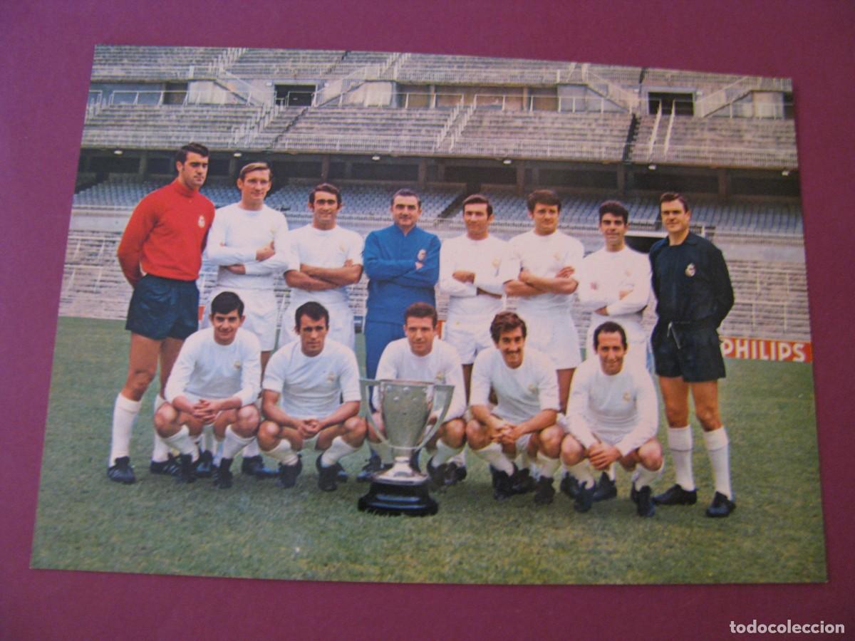 Coleccionismo deportivo: POSTAL GRANDE DE REAL MADRID. CAMPEON DE LA LIGA TEMPORADA 1967-68. BERGAS. 21X15 CM