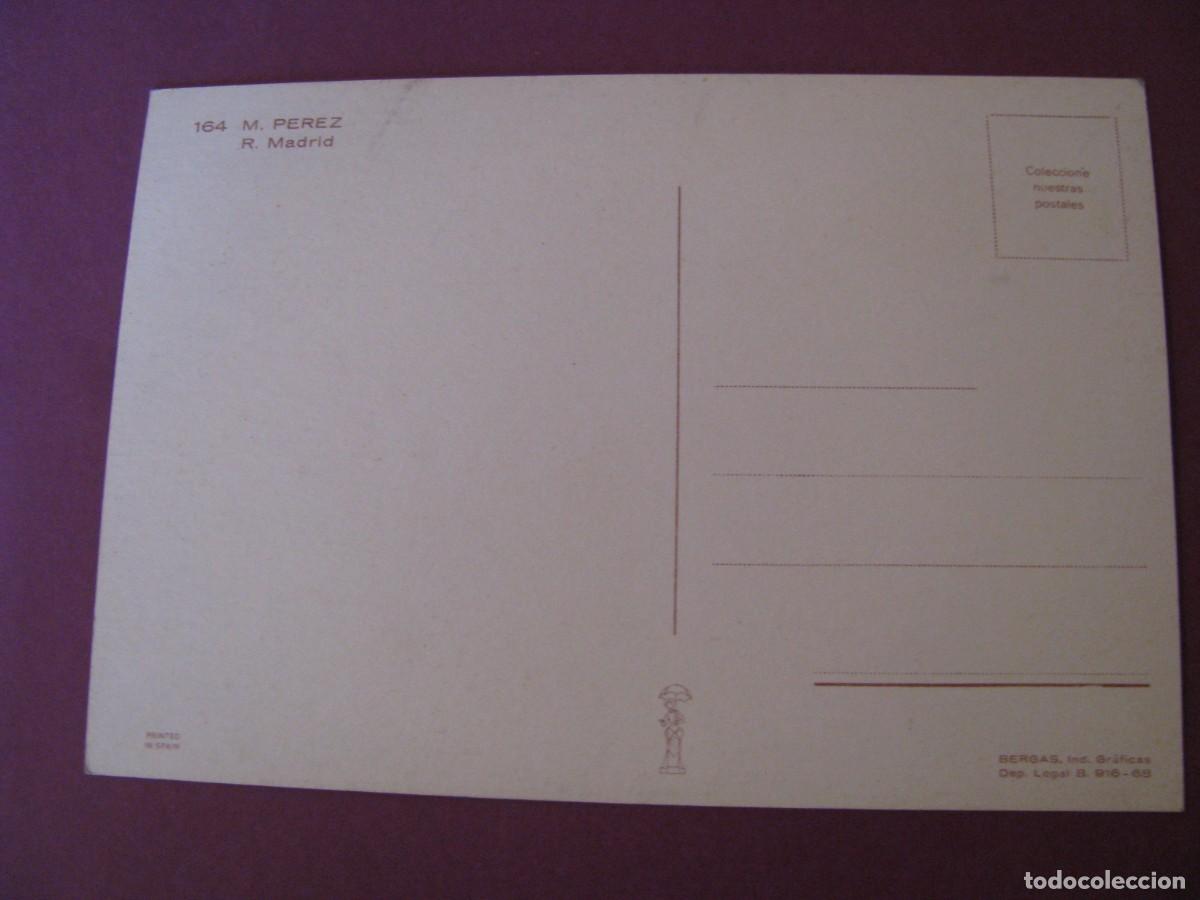Coleccionismo deportivo: POSTAL DE REAL MADRID. BERGAS. M. PEREZ - Foto 2