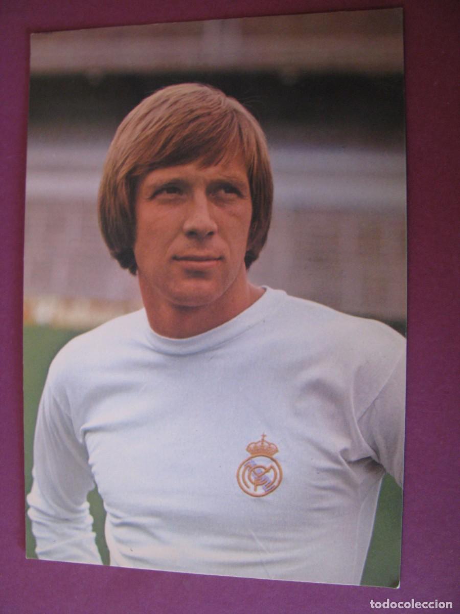 Coleccionismo deportivo: POSTAL DE REAL MADRID. BERGAS. HENNING JENSEN