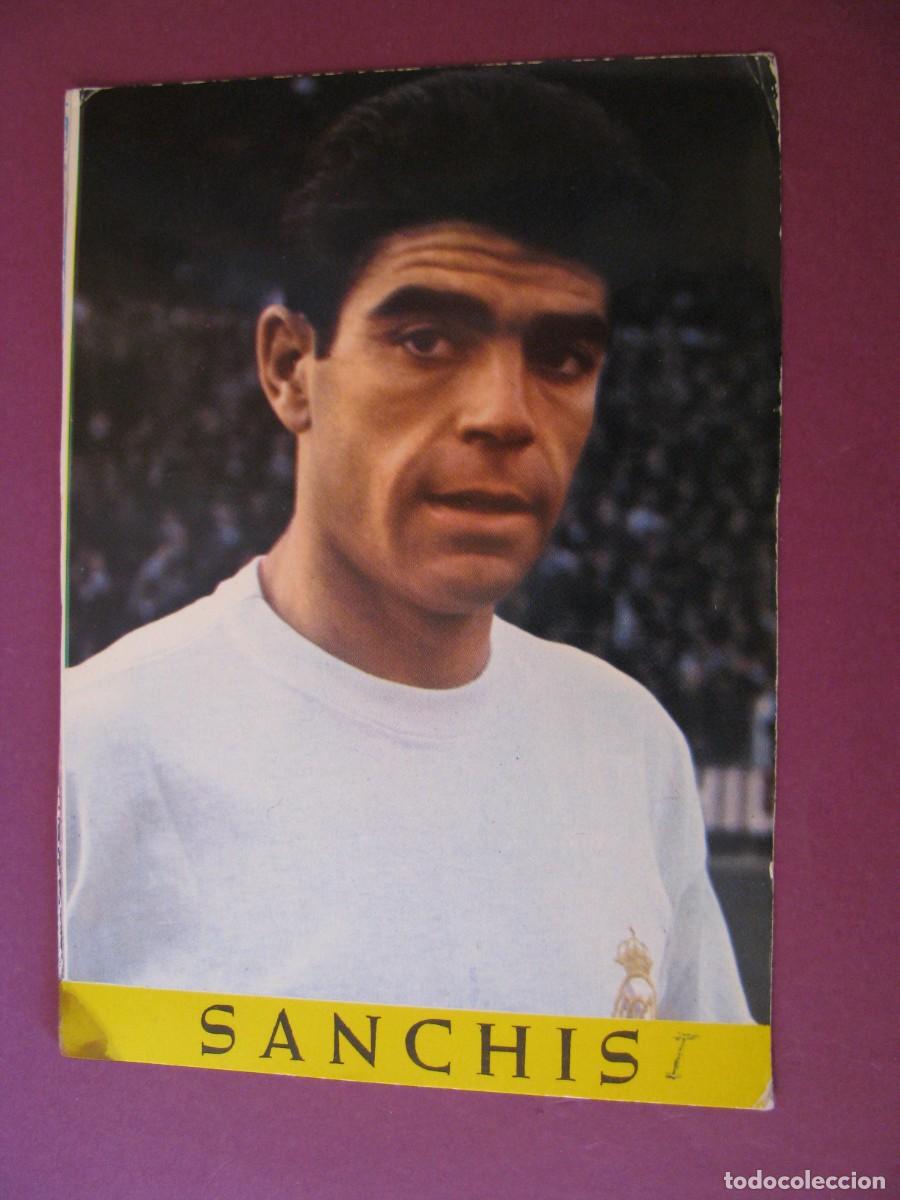 Coleccionismo deportivo: POSTAL DE REAL MADRID. BERGAS. SANCHIS. CIRCULADA