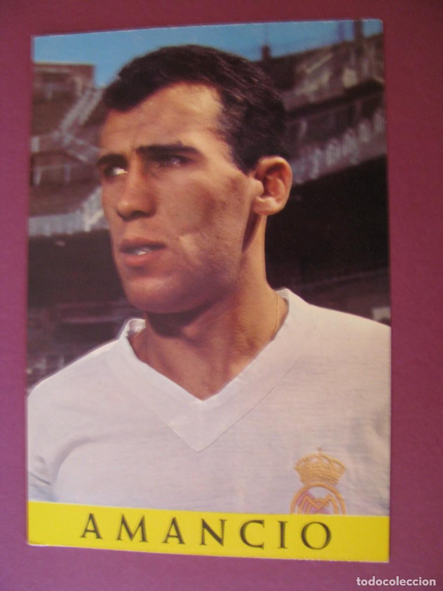 Coleccionismo deportivo: POSTAL DE REAL MADRID. BERGAS. AMANCIO. ESCRITA