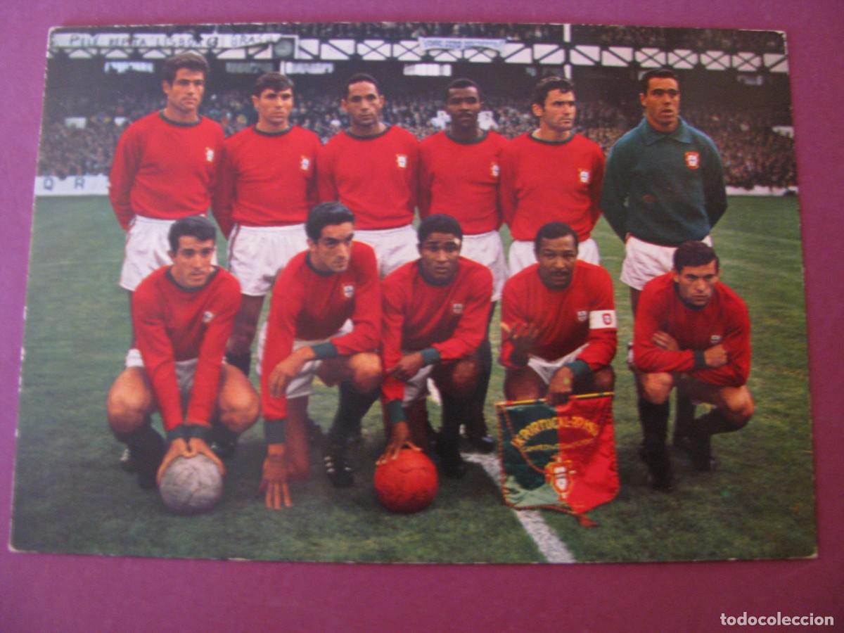 Coleccionismo deportivo: POSTAL DE FUTBOL. SELECCION DE PORTUGAL 1966.