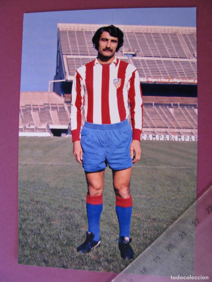 Coleccionismo deportivo: FOTO DEL JUGADOR DE FUTBOL. 15X10 CM. ATLETICO DE MADRID, CAPON