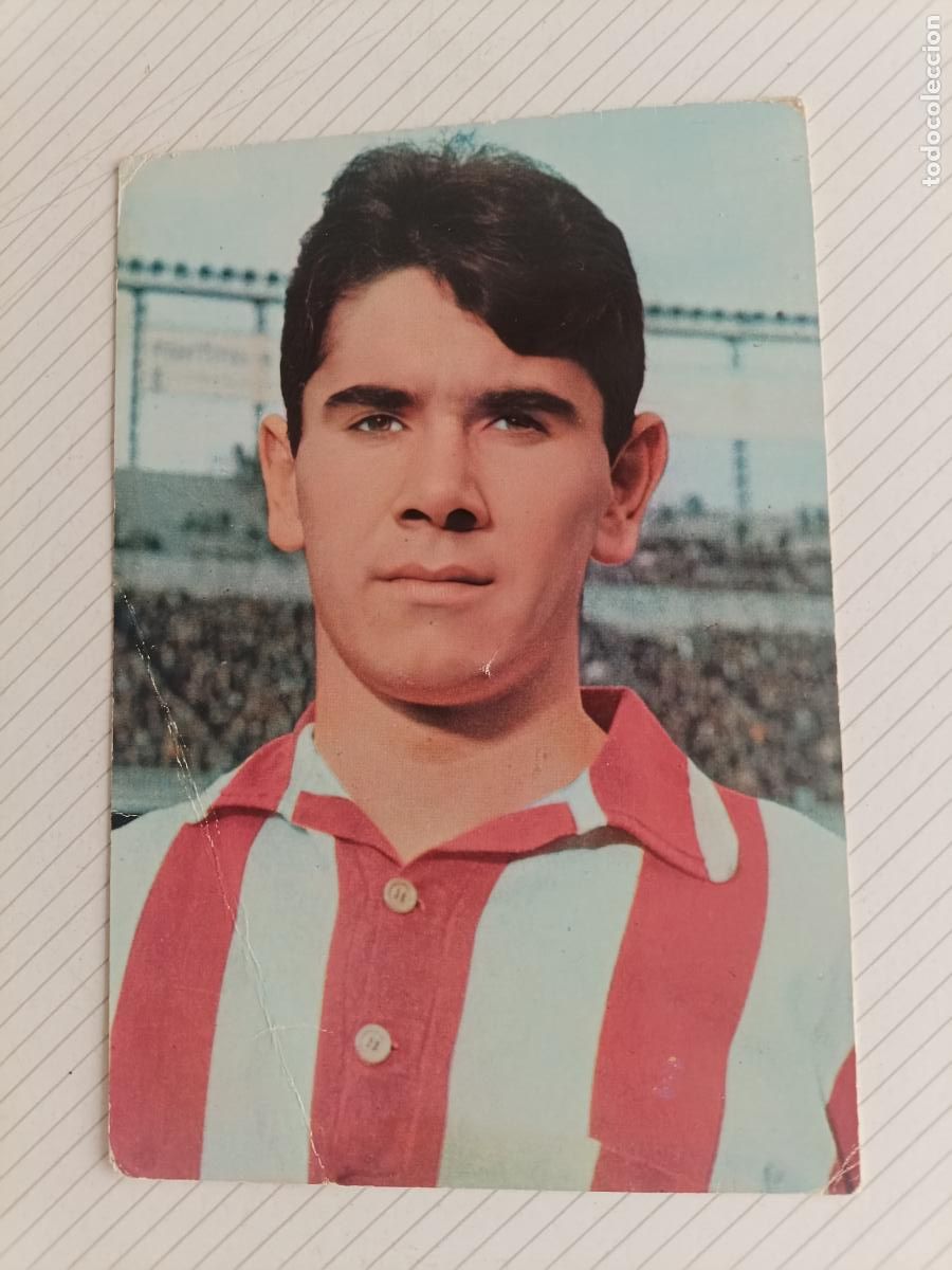 Coleccionismo deportivo: POSTAL ANTIGUA FUTBOLISTA LAVIN DEL ATHL&Eacute;TIC DE BILBAO A&Ntilde;OS 60 OSCAR COLOR, S.A.