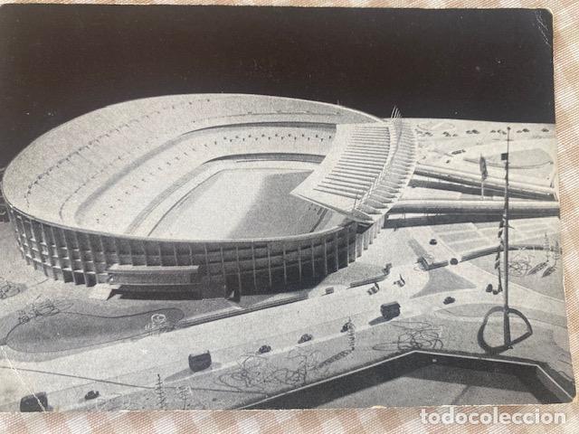 Coleccionismo deportivo: FC Barcelona , Maqueta del Nuevo Campo , Camp Nou 1954 , Postal N&ordm; 1. Ed. Artiguas. Sin circular