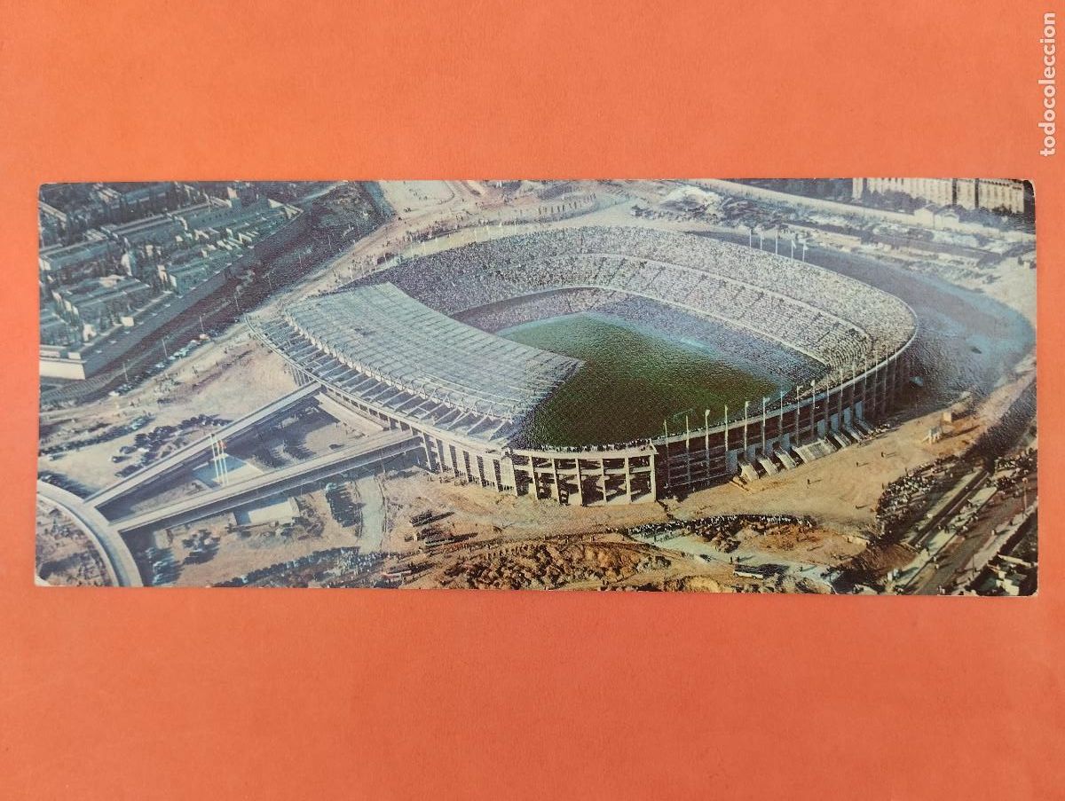 Coleccionismo deportivo: POSTAL VISTA AEREA. ESTADIO FUTBOL CLUB BARCELONA. 23,9 X 9,8 CM PANORAMICAS..
