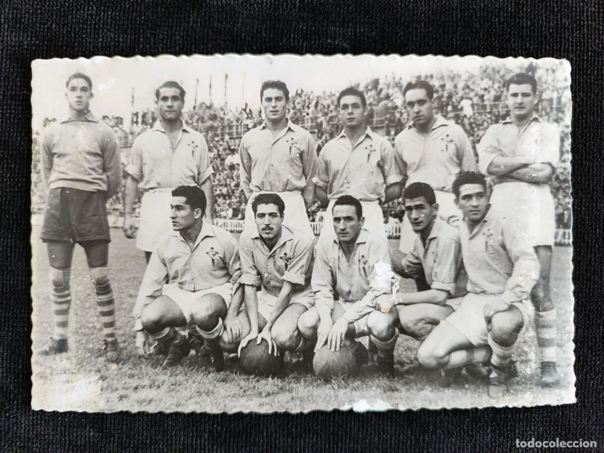 Coleccionismo deportivo: POSTAL JDP N&ordm; 22, CLUB CELTA DE VIGO. EQUIPO F&Uacute;TBOL TEMPORADA 1951-52