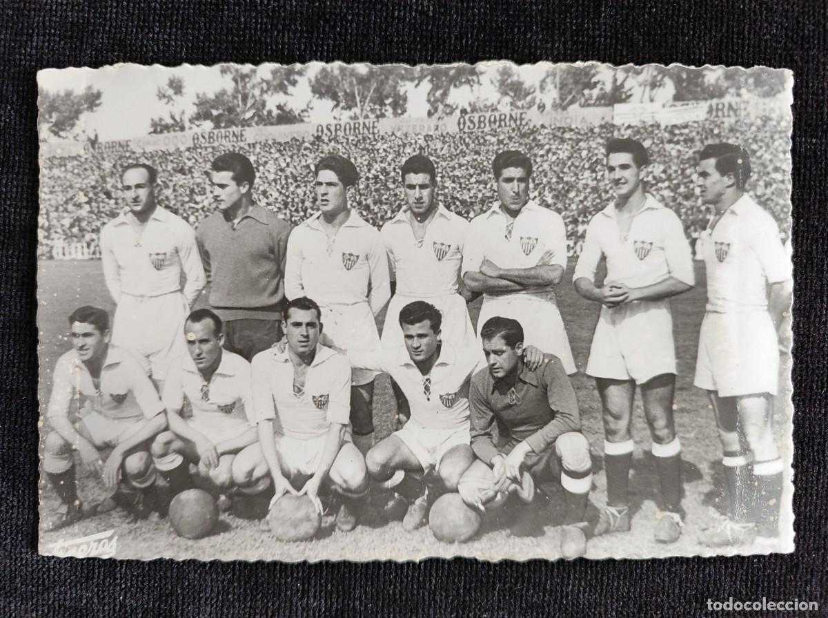 Coleccionismo deportivo: POSTAL JDP N&ordm; 25, SEVILLA C.F. EQUIPO F&Uacute;TBOL TEMPORADA 1951-52