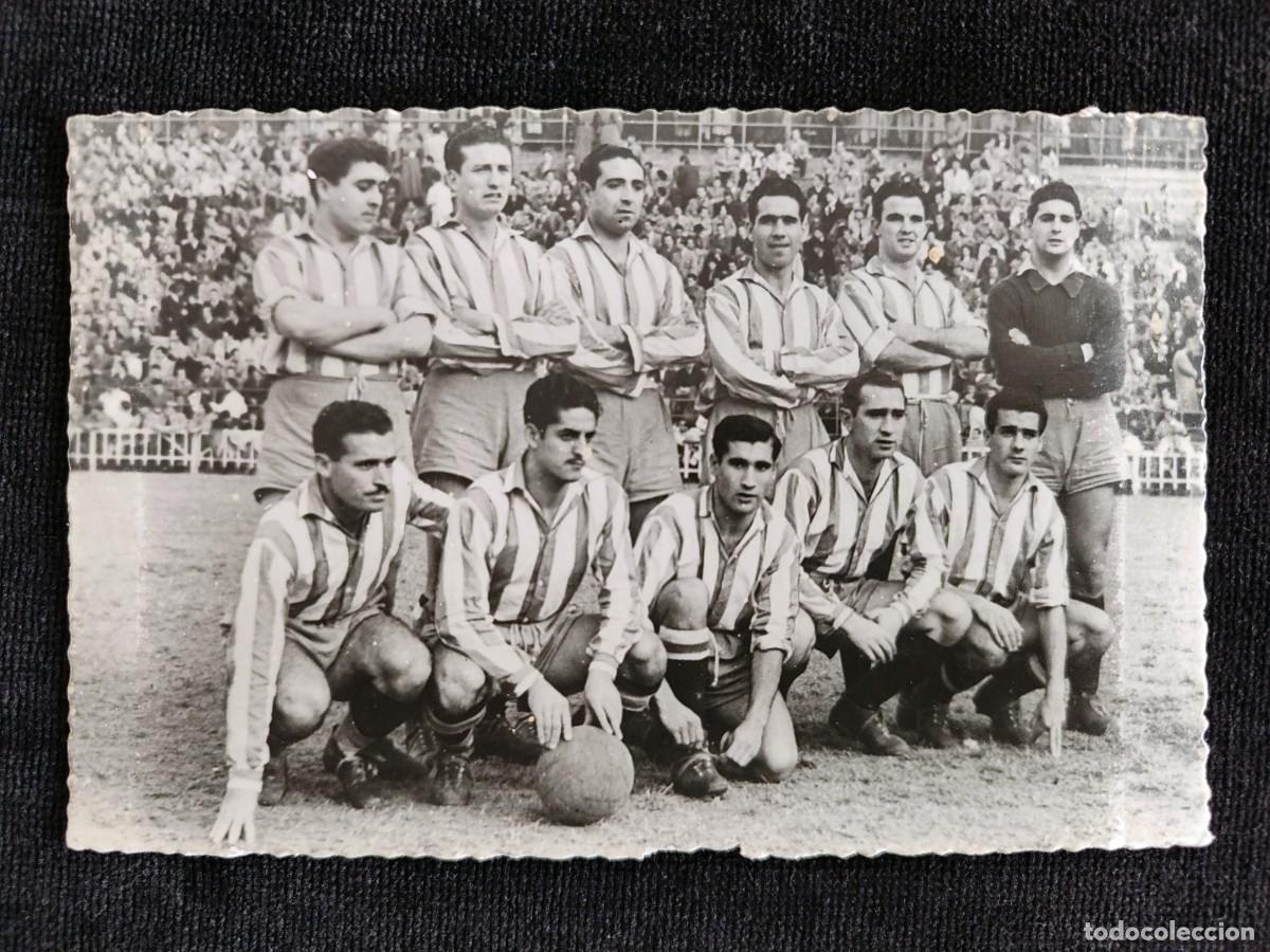 Coleccionismo deportivo: POSTAL JDP N&ordm; 29, CLUB DEPORTIVO LA CORU&Ntilde;A. EQUIPO F&Uacute;TBOL TEMPORADA 1951-52
