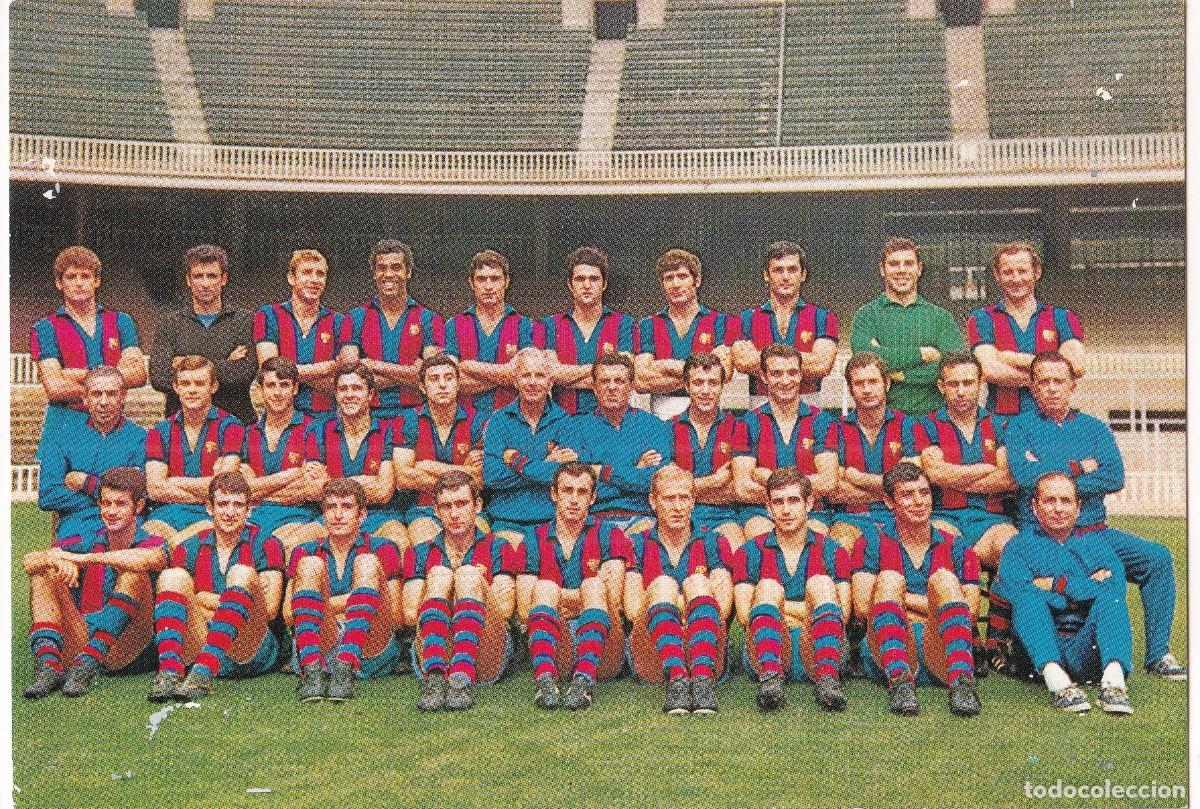 Coleccionismo deportivo: FC BARCELONA-PLANTILLA TEMPORADA 1969 1970-POSTAL GIGANTE-ESCUDO DE ORO