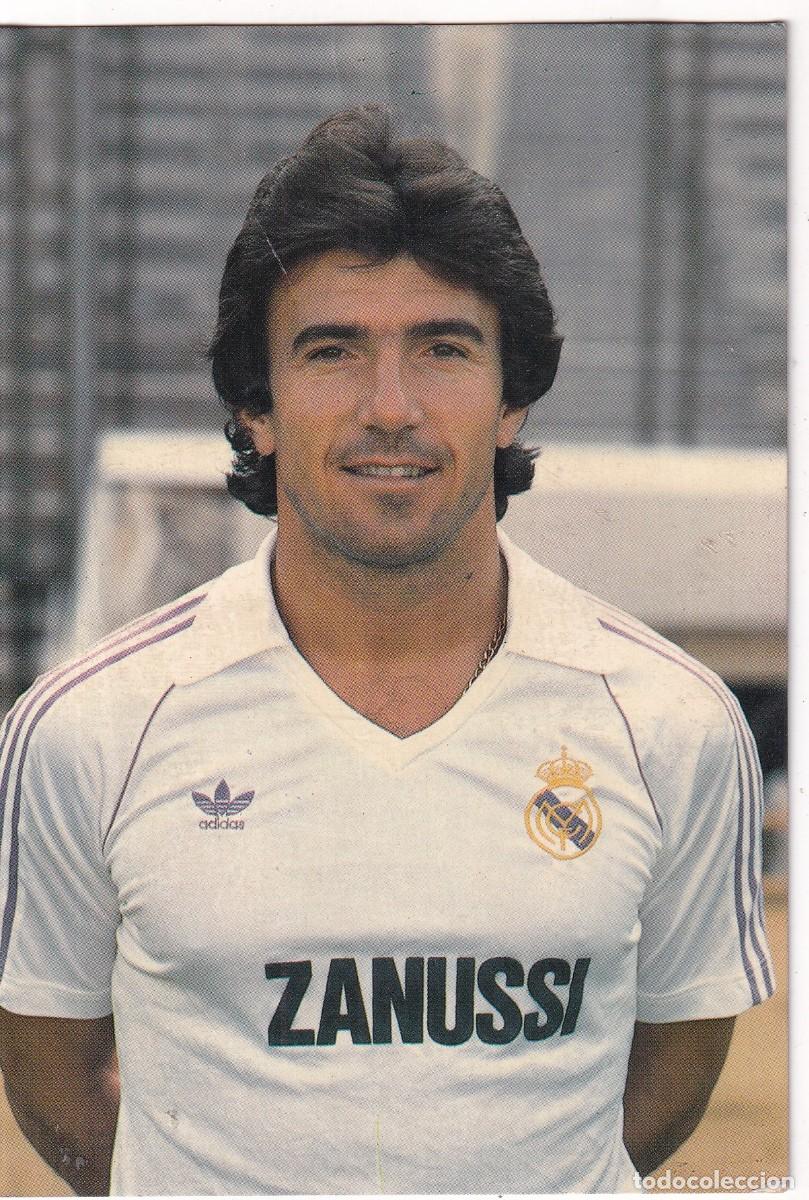 Coleccionismo deportivo: ANTIGUA FOTO POSTAL DE JUANITO DEL REAL MADRID C. DE FUTBOL, FOTO RAUL CANCIO, ED. BERGAS, A&Ntilde;OS 80,