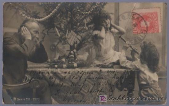 Postais: TARJETA POSTAL ANTIGUA DE MUJERES CON FAMILIA. REVERSO NO DIVIDIDO.