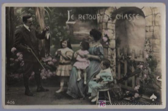 Postais: TARJETA POSTAL ANTIGUA DE MUJERES CON FAMILIA.