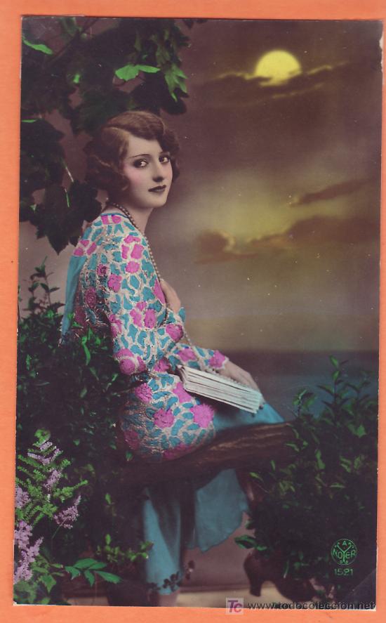 Postales: Tarjeta Postal - Mujer en la rama - Foto 1