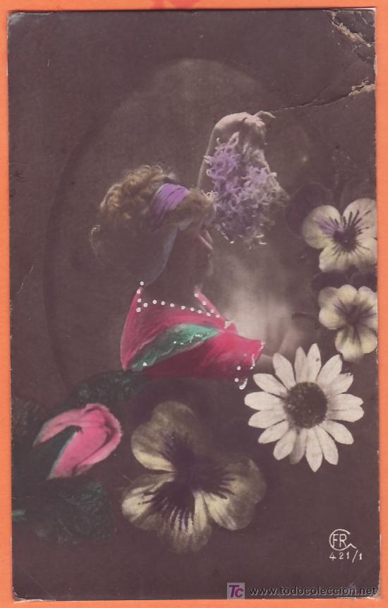 Postales: Tarjeta Postal - Mujer con flores - Foto 1