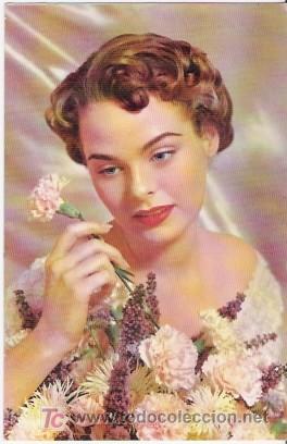 Postcards: POSTAL DE SE&Ntilde;ORITA CON FLORES, COLOREADA, DE 1957