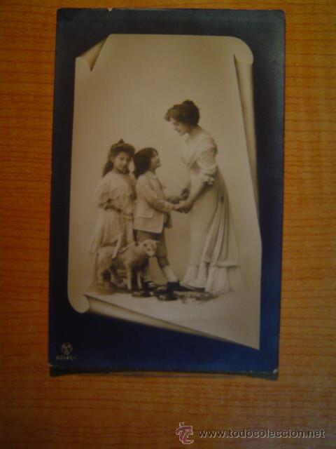 Postais: POSTAL MUJER CON NI&Ntilde;OS . A. M. B. ESCRITA EN EL A&Ntilde;O 1911