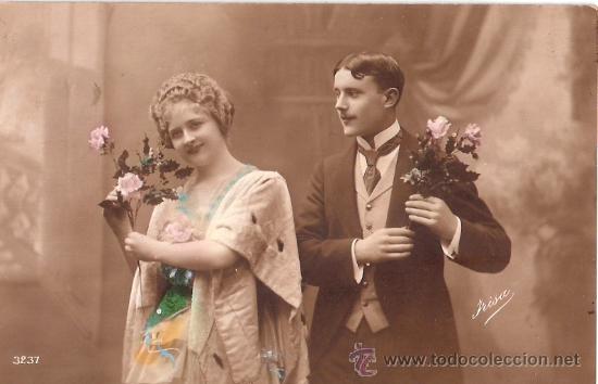 Cartoline: TARJETA POSTAL ANTIGUA DE PAREJAS. N&ordm; 3237.