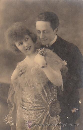 Cartoline: pareja de fiesta, sin usar