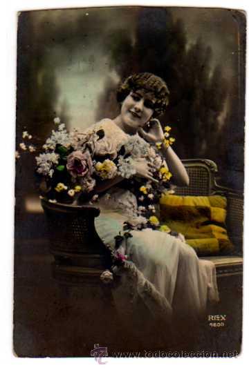 Postais: Antigua postal Mujer coloreada. Circulada.