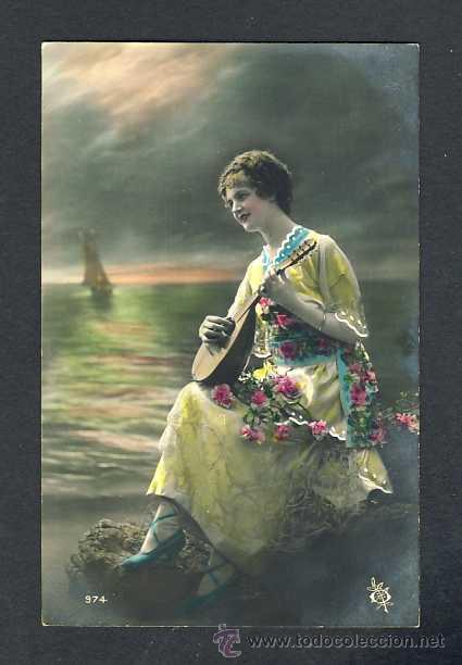 Postais: Postal romantica. Mujer, musica. Coloreada (num,974)