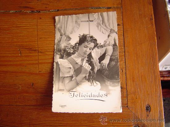 Postkarten: Bonita postal de felicitaci&oacute;n, de una joven.