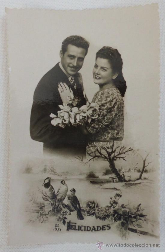 Cartoline: POSTAL PAREJA ROMANTICA FELICIDADES A&Ntilde;O 1951