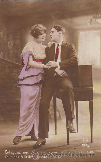 Cartoline: enlacemos nuestras manos..., escrita en 1916