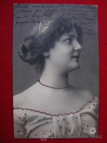 Postales: BONITA POSTAL MUJER CANTANTE, ACTRIZ? CON BONITO PEINADO Y TOCADO DE LA EPOCA.1905