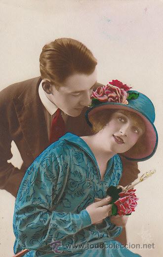 Postales: pareja de enamorados, escrita en 1924