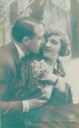 Cartoline: Una pareja de enamorados, escrita en 1928
