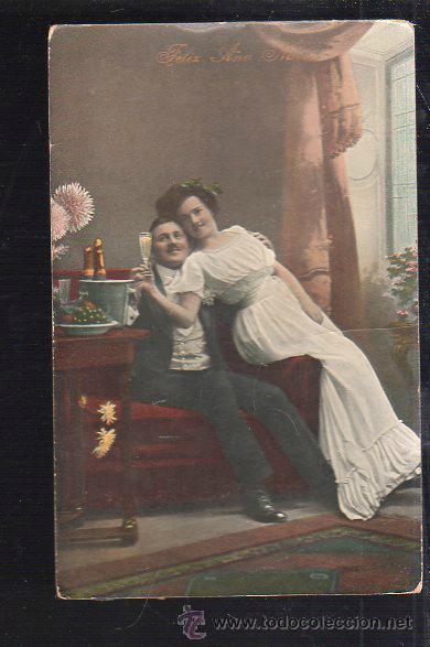 Postais: TARJETA POSTAL DE MUJERES - ROMANTICA. FELICITANDO EL A&Ntilde;O NUEVO.