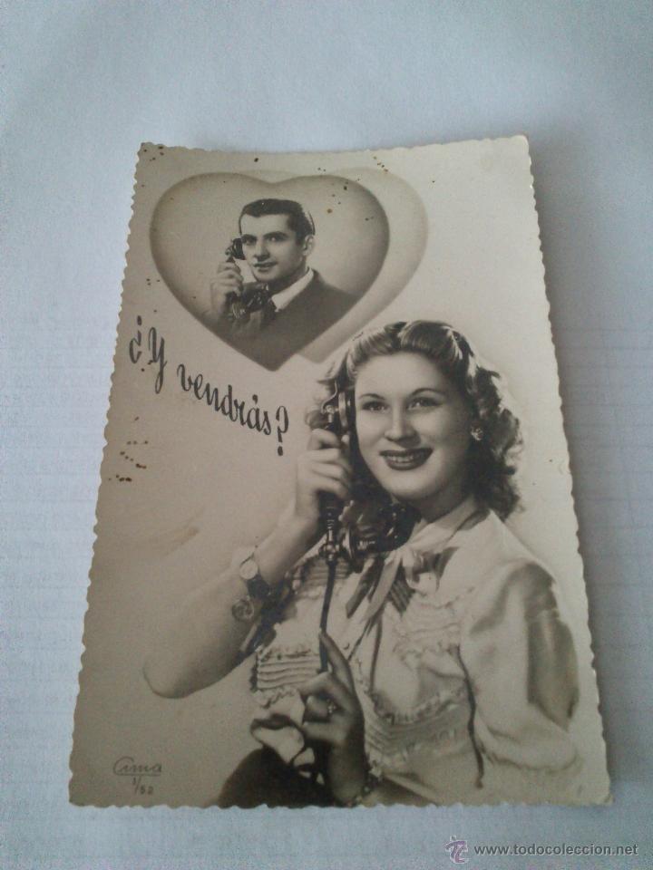 Cartoline: Antigua Postal Fotogr&aacute;fica Pareja De Enamorados. A&ntilde;os 40, Esta Escrita Pero No Circulada.