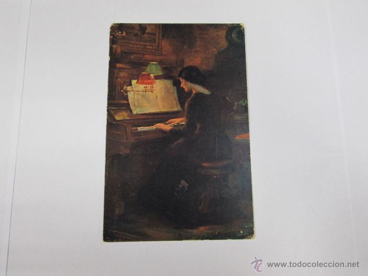 Postais: MUJER CON PIANO - 19?? - SIN SELLO
