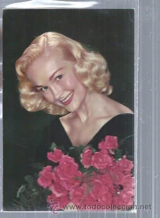 Postais: TARJETA POSTAL RETRATO DE MUJER PEINADA CON ONDAS, RUBIA, PORTANDO RAMO DE ROSAS, CYZ S/500 N&ordm; 13