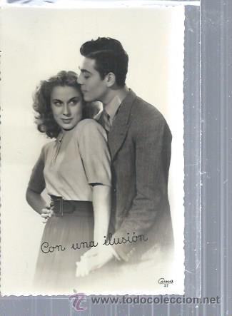 Cartoline: TARJETA POSTAL ROM&Aacute;NTICA, PAREJA DE ENAMORADOS DE LA MANO CON ILUSI&Oacute;N, CIMA 27