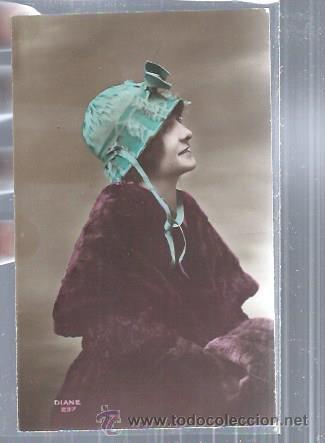 Postais: TARJETA POSTAL MUJER CON SOMBRERO Y ABRIGO, COLOREADA, A&Ntilde;OS 20, DIANE 237