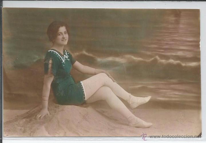 Postales: Postal ART DECO, mujer en traje de ba&ntilde;o,a&ntilde;o 1919 escrita