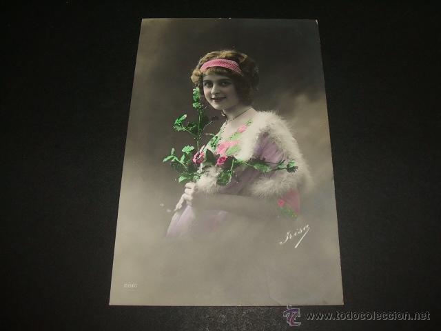Postales: MUJER ELEGANTE POSTAL ANTIGUA - Foto 1
