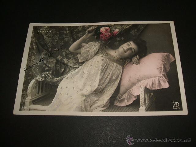 Postales: MUJER RECOSTADA POSTAL ANTIGUA - Foto 1