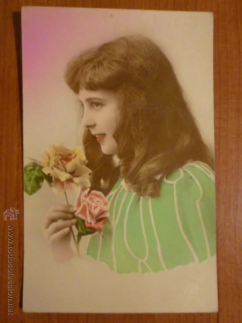 POSTAL ROMANTICA COLOREADA DEDE 565. SIN CIRCULAR.