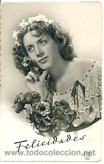 Postais: 7-romantica35. Postal. Mujer con flores y felicidades