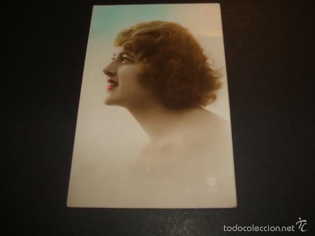 Postales: MUJER ELEGANTE - Foto 1