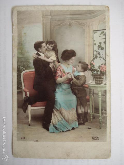 Cartoline: POSTAL ROMANTICA DE FAMILIA. ED. EPR 318. ESCRITA.