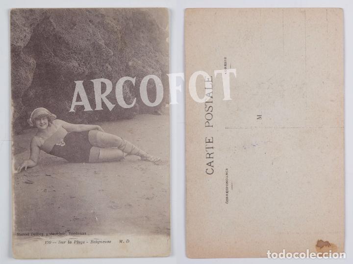 Postcards: Antigua tarjeta postal fotogr&aacute;fica - Mujer en ba&ntilde;ador en la playa - Marcel Delboy , phototypie