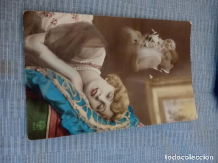 Postcards: postal romantica coloreada