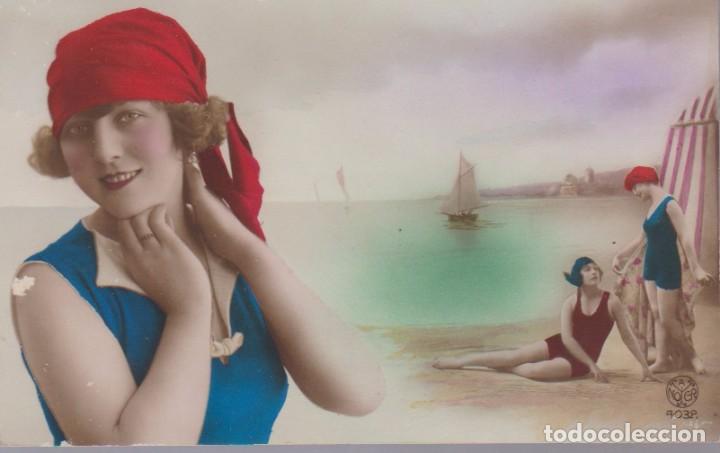 VINTAGE POSTCARD WOMANS 16