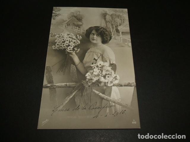 Postales: MUJER CON FLORES POSTAL 1916 - Foto 1